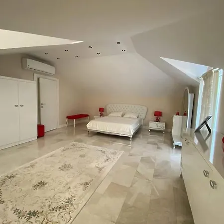 вилла Gelinrose в кемере 7+1 Villa *